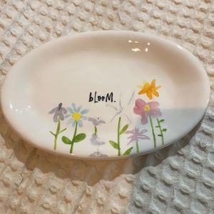 Rae Dunn Bloom Plate